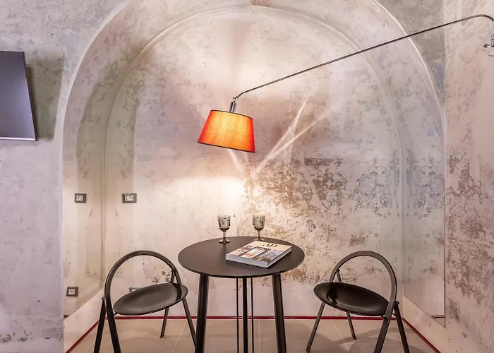 Ruins_design Loft 150 Mt From Colosseum